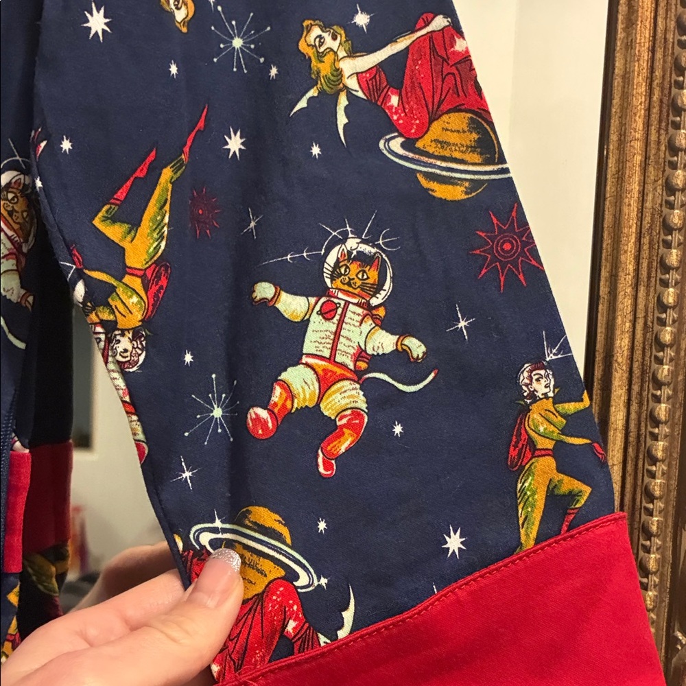 Banned retro pinup style space themed Red Collar and Belt dress XS - Picture 7 of 11